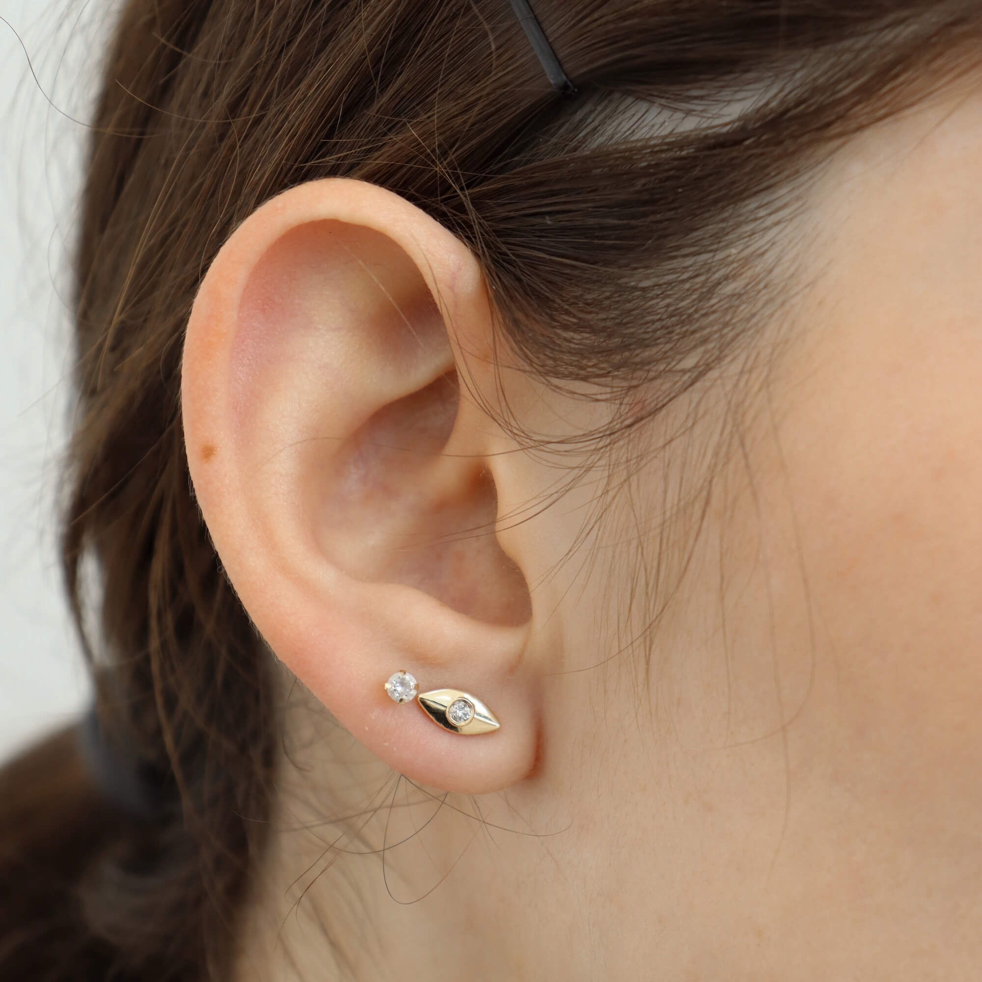 14K Plain Eye Diamond Studs (Sample Sale) Earrings IceLink-CAL   